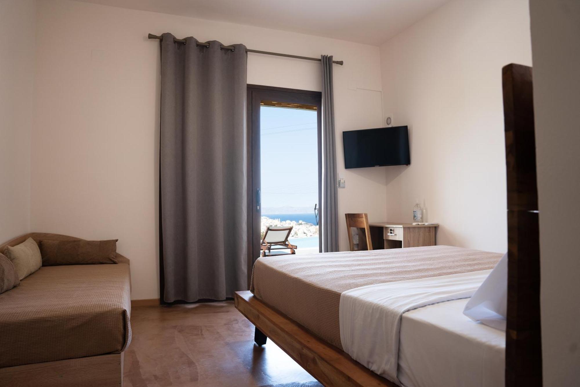 Dipolis Luxury Apartments Syros Episkopion  Екстериор снимка