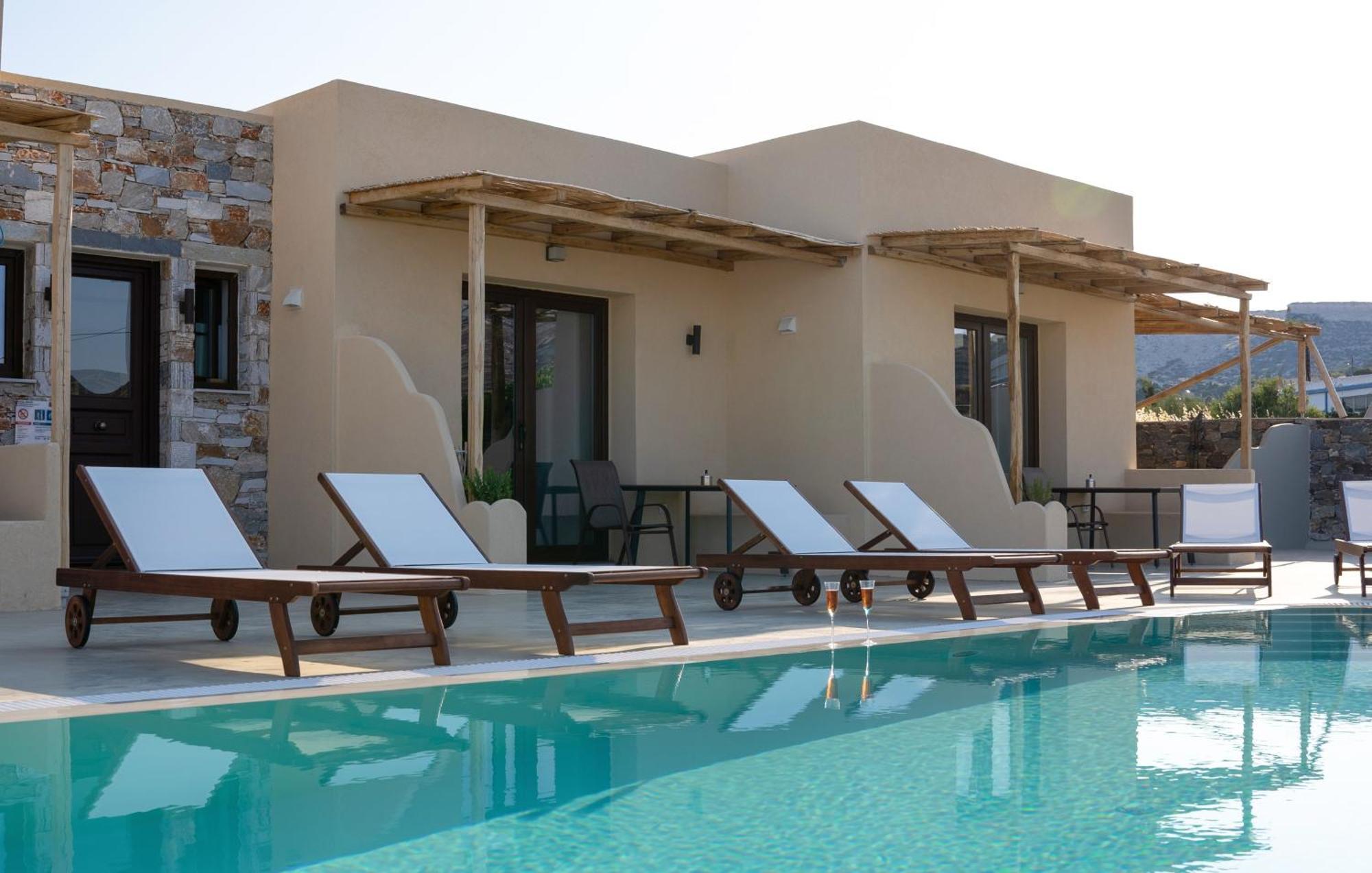Dipolis Luxury Apartments Syros Episkopion  Екстериор снимка